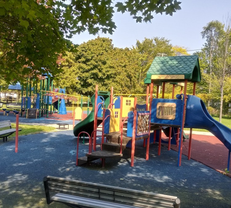 hawthorne-playground-photo